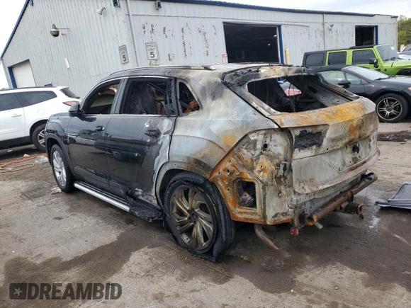 2021 Volkswagen Atlas SEL with VIN 1V2BE2CA3MC224845, listed as a Copart auction lot 72646844 with Not provided miles and Non repairable. Bid and sale history available at DreamBid. Image 2.