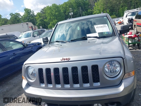 2016 Jeep Patriot Sport с VIN 1C4NJRBB0GD708502, выставлен на аукционе IAAI как лот 42320253 с пробегом 131 057 миль миль и . История ставок и продаж доступна на DreamBid. Изображение 12.