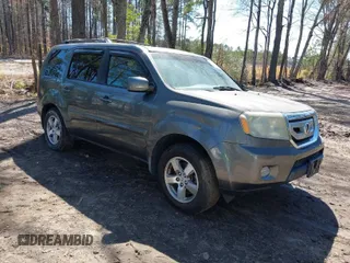 2009 Honda Pilot EX-L with VIN 5FNYF48549B006634, listed as a IAAI auction lot 41805776 with 176,382 mi miles. Bid and sale history available at carsss.com. Image 1.