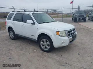 2008 Ford Escape Limited with VIN 1FMCU04168KE51420, listed as a IAAI auction lot 41435393 with 123,005 mi miles. Bid and sale history available at carsss.com. Image 1.