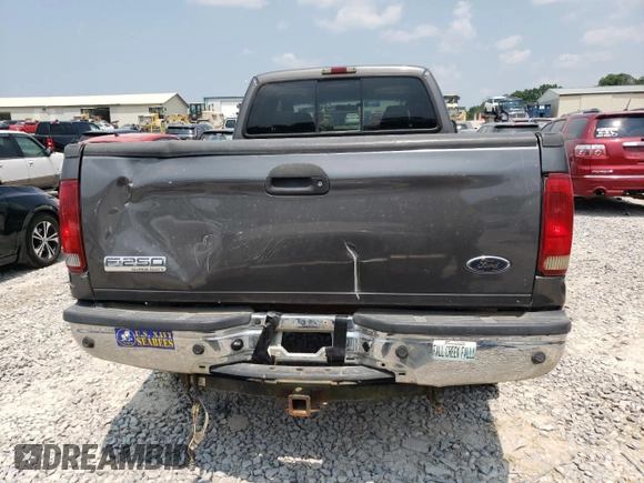 2005 Ford F-250 XL with VIN 1FTSW21P55EA70134, listed as a Copart auction lot 59509155 with 210,758 mi miles and Salvage title. Bid and sale history available at DreamBid. Image 6.
