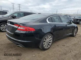2009 Jaguar XF Premium Luxury z VIN SAJWA06B09HR20338, wystawiony jako Copart lot #52783585 z przebiegiem 82 260 mil mil oraz Szkoda całkowita • Salvage title. Historia ofert i sprzedaży dostępna na DreamBid. Obrazek 3.