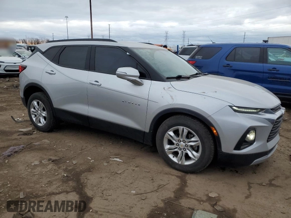 2020 Chevrolet Blazer LT z VIN 3GNKBCRS3LS698990, wystawiony jako Copart lot #49840215 z przebiegiem 81 144 mil mil oraz Szkoda całkowita • Salvage title. Historia ofert i sprzedaży dostępna na DreamBid. Obrazek 4.