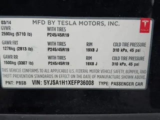 2014 Tesla Model S 60 with VIN 5YJSA1H1XEFP36008, listed as a IAAI auction lot 41287240 with 48,171 mi miles and . Bid and sale history available at DreamBid. Image 9.