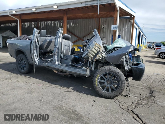 2015 Nissan Titan SL с VIN 1N6AA0EC7FN504896, выставлен на аукционе Copart как лот 59032405 с пробегом Не указан миль и На запчасти • Non repairable. История ставок и продаж доступна на DreamBid. Изображение 4.