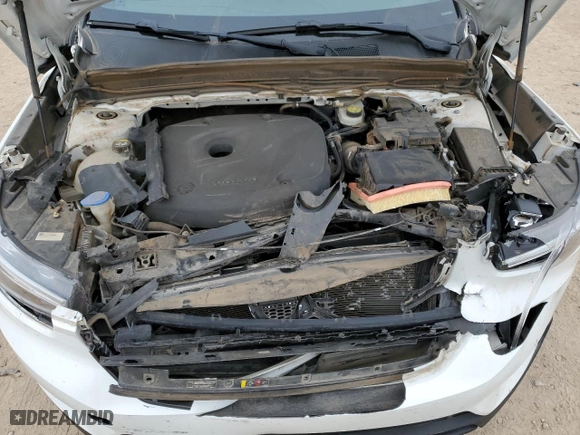 2019 Volvo XC40 R-Design with VIN YV4162UM5K2067998, listed as a Copart auction lot 86101314 with NaN miles and Salvage Title. Bid and sale history available at carsss.com. Image 13.