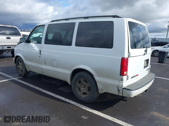 2004 Chevrolet Astro with VIN 1GNEL19X64B102665, listed as a IAAI auction lot 41721299 with Not Provided miles and . Bid and sale history available at carsss.com. Image 3.
