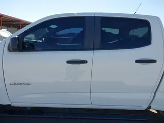 2017 Chevrolet Colorado 2WD WT with VIN 1GCGSBEA0H1170936, listed as a IAAI auction lot 41471317 with 92,579 mi miles and . Bid and sale history available at DreamBid. Image 14.