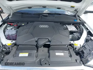 2025 Audi Q7 Premium Plus with VIN WA1LVBF70SD014968, listed as a IAAI auction lot 41787534 with 7,568 mi miles and . Bid and sale history available at DreamBid. Image 10.