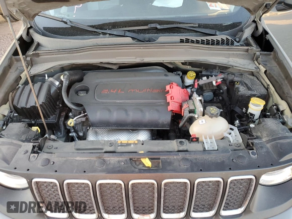 2020 Jeep Renegade Latitude с VIN ZACNJABB6LPM03354, выставлен на аукционе Copart как лот 85270054 с пробегом Не указан миль и Списание • Salvage title. История ставок и продаж доступна на DreamBid. Изображение 11.