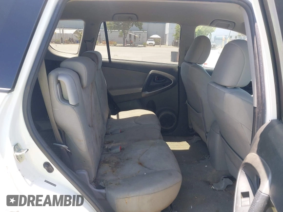 2010 Toyota RAV4 z VIN 2T3ZF4DV1AW037963, wystawiony jako IAAI lot #42583617 z przebiegiem 209 092 mil mil oraz . Historia ofert i sprzedaży dostępna na DreamBid. Obrazek 8.