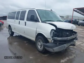 2016 Chevrolet Express Passenger LT z VIN 1GAZGPFG6G1133651, wystawiony jako IAAI lot #41891733 z przebiegiem 167 344 mil mil oraz . Historia ofert i sprzedaży dostępna na DreamBid. Obrazek 1.