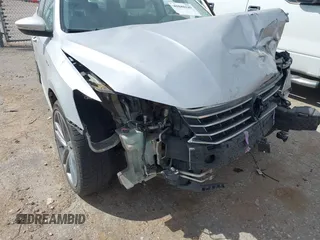 2017 Volkswagen Passat R-Line w/Comfort Pkg with VIN 1VWDT7A36HC044585, listed as a IAAI auction lot 41888249 with 84,468 mi miles. Bid and sale history available at carsss.com. Image 18.