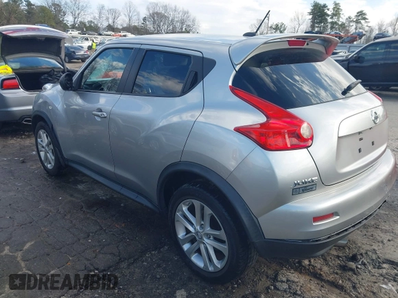 2012 Nissan Juke SL with VIN JN8AF5MV6CT113612, listed as a IAAI auction lot 41590917 with 198,619 mi miles. Bid and sale history available at carsss.com. Image 3.