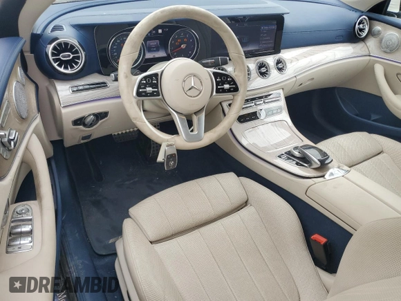 2019 Mercedes-Benz E 450 z VIN WDD1K6HB2KF106009, wystawiony jako Copart lot #54534225 z przebiegiem 52 560 mil mil oraz Szkoda całkowita • Salvage title. Historia ofert i sprzedaży dostępna na DreamBid. Obrazek 8.