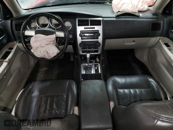 2007 Dodge Magnum R/T z VIN 2D4GV57247H656683, wystawiony jako Copart lot #67346754 z przebiegiem Nie podano mil oraz Szkoda całkowita • Salvage title. Historia ofert i sprzedaży dostępna na DreamBid. Obrazek 8.