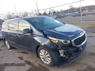 2016 Kia Sedona SX with VIN KNDMC5C10G6158467, listed as a IAAI auction lot 41733034 with 123,306 mi miles and . Bid and sale history available at carsss.com. Image 1.