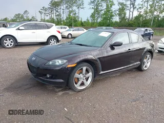 2005 Mazda RX-8 z VIN JM1FE17N450149814, wystawiony jako IAAI lot #42298276 z przebiegiem 83 141 mil mil oraz . Historia ofert i sprzedaży dostępna na DreamBid. Obrazek 2.