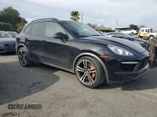 2012 Porsche Cayenne Turbo z VIN WP1AC2A27CLA81085, wystawiony jako Copart lot #85817344 z przebiegiem 109 441 mil mil oraz Szkoda całkowita • Salvage title. Historia ofert i sprzedaży dostępna na DreamBid. Obrazek 4.