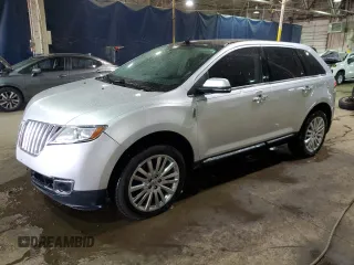 2015 Lincoln MKX with VIN 2LMDJ8JK5FBL33069, listed as a Copart auction lot 49301295 with 140,529 mi miles and Clean Title. Bid and sale history available at carsss.com. Image 1.