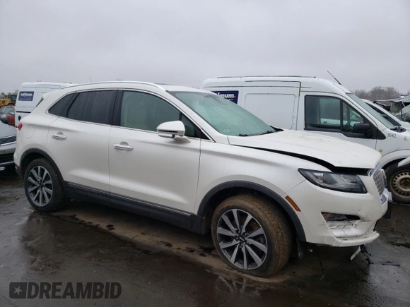 2019 Lincoln MKC Reserve with VIN 5LMCJ3D99KUL12875, listed as a Copart auction lot 49184785 with Not Provided miles and Salvage Title. Bid and sale history available at DreamBid. Image 4.