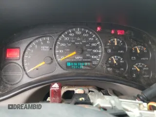 2000 Chevrolet Suburban LT with VIN 3GNFK16T2YG186019, listed as a Copart auction lot 80008534 with 260,589 mi miles and Clean Title. Bid and sale history available at carsss.com. Image 9.