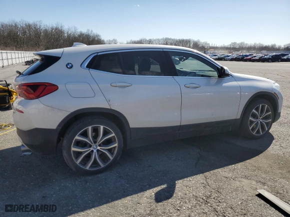 2018 BMW X2 xDrive28i with VIN WBXYJ5C39JEF80622, listed as a Copart auction lot 48117815 with 30,293 mi miles and Salvage Title. Bid and sale history available at carsss.com. Image 3.