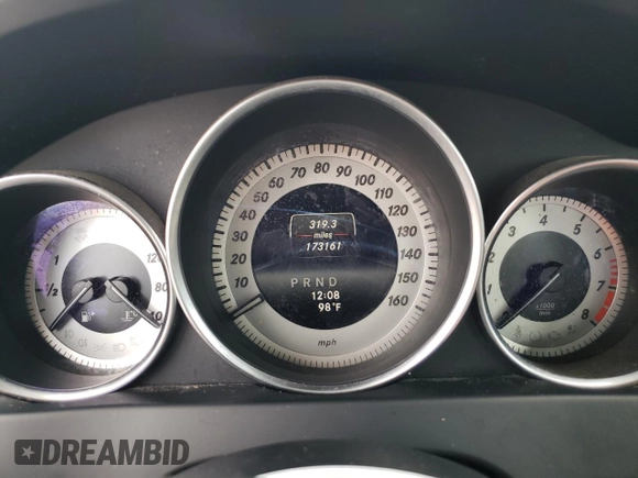 2014 Mercedes-Benz C 250 Sport with VIN WDDGF4HB6ER308115, listed as a Copart auction lot 62885535 with 173,161 mi miles and Clean title. Bid and sale history available at DreamBid. Image 9.