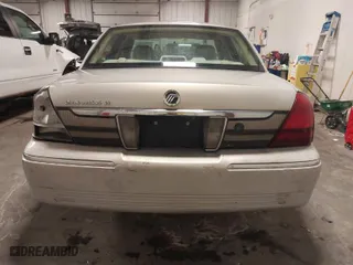 2006 Mercury Grand Marquis GS with VIN 2MEFM74V26X636702, listed as a IAAI auction lot 41556388 with 82,966 mi miles. Bid and sale history available at carsss.com. Image 17.