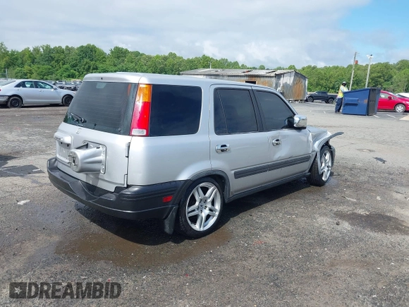 1997 Honda CR-V z VIN JHLRD1848VC057743, wystawiony jako IAAI lot #42259350 z przebiegiem 218 641 mil mil oraz . Historia ofert i sprzedaży dostępna na DreamBid. Obrazek 4.