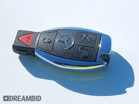 2016 Mercedes-Benz C 300 with VIN 55SWF4JB3GU116318, listed as a IAAI auction lot 41652698 with 72,872 mi miles and . Bid and sale history available at DreamBid. Image 11.