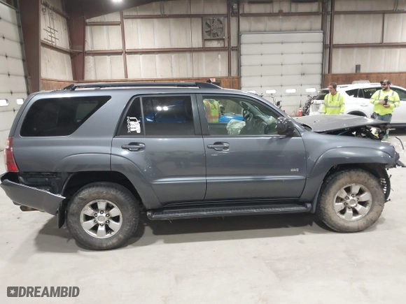 2003 Toyota 4Runner SR5 with VIN JTEZU14R430012923, listed as a IAAI auction lot 42035886 with 161,621 mi miles. Bid and sale history available at carsss.com. Image 13.