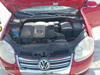 2008 Volkswagen Jetta SE with VIN 3VWRZ71K28M005034, listed as a IAAI auction lot 42615440 with 147,620 mi miles and . Bid and sale history available at DreamBid. Image 10.