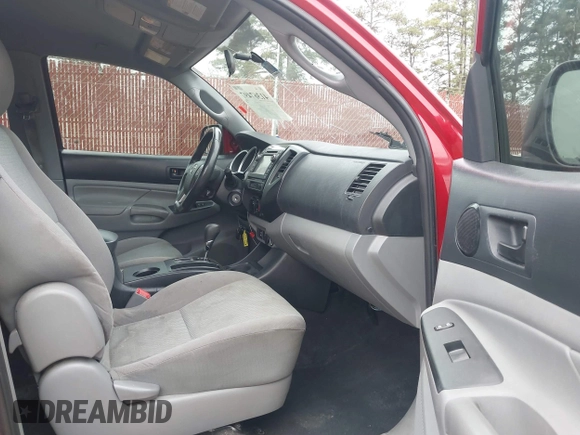 2013 Toyota Tacoma PreRunner with VIN 5TFJX4GN2DX023043, listed as a IAAI auction lot 41367497 with 254,575 mi miles and . Bid and sale history available at DreamBid. Image 5.