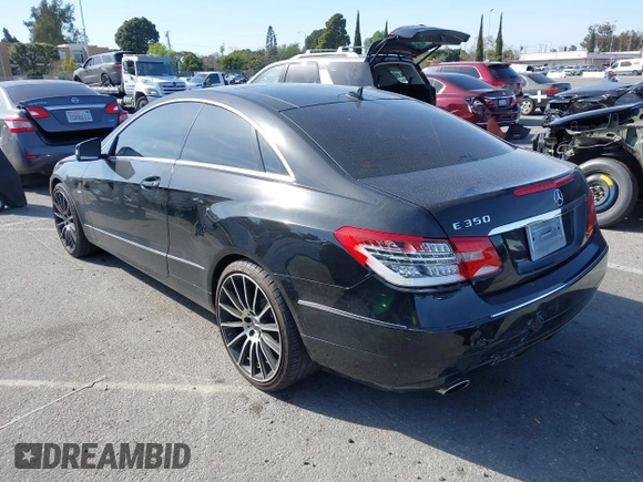 2012 Mercedes-Benz E 350 with VIN WDDKJ5KB4CF139136, listed as a IAAI auction lot 41852191 with 161,115 mi miles and . Bid and sale history available at DreamBid. Image 3.