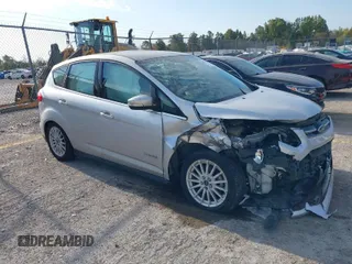 2015 Ford C-Max SEL with VIN 1FADP5BU0FL111493, listed as a IAAI auction lot 40675780 with 99,891 mi miles. Bid and sale history available at carsss.com. Image 1.