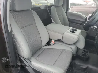 2019 Ford F-150 XL z VIN 1FTMF1E58KKF05253, wystawiony jako Copart lot #49257345 z przebiegiem 41 748 mil mil oraz Szkoda całkowita • Salvage title. Historia ofert i sprzedaży dostępna na DreamBid. Obrazek 10.