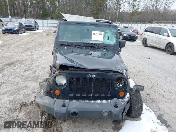 2007 Jeep Wrangler Sahara z VIN 1J8FA54107L202622, wystawiony jako IAAI lot #41391138 z przebiegiem 251 388 mil mil oraz . Historia ofert i sprzedaży dostępna na DreamBid. Obrazek 6.