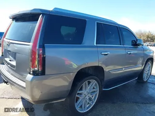 2018 Cadillac Escalade Luxury with VIN 1GYS3BKJ0JR147752, listed as a IAAI auction lot 41419140 with 124,376 mi miles. Bid and sale history available at carsss.com. Image 4.