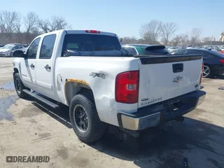 2008 Chevrolet Silverado 1500 LTZ with VIN 3GCEK13358G140922, listed as a IAAI auction lot 41707827 with 250,019 mi miles. Bid and sale history available at carsss.com. Image 3.