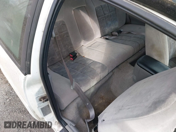 1996 Ford Thunderbird LX z VIN 1FALP62W4TH154400, wystawiony jako IAAI lot #41394723 z przebiegiem 65 860 mil mil oraz . Historia ofert i sprzedaży dostępna na DreamBid. Obrazek 8.