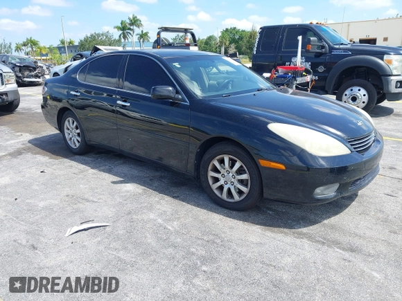 2004 Lexus ES 330 with VIN JTHBA30G745016837, listed as a IAAI auction lot 42156949 with 138,118 mi miles. Bid and sale history available at carsss.com. Image 1.