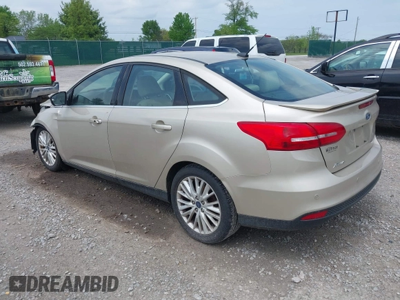 2018 Ford Focus Titanium с VIN 1FADP3J27JL279628, выставлен на аукционе IAAI как лот 42139356 с пробегом 108 007 миль миль и . История ставок и продаж доступна на DreamBid. Изображение 3.