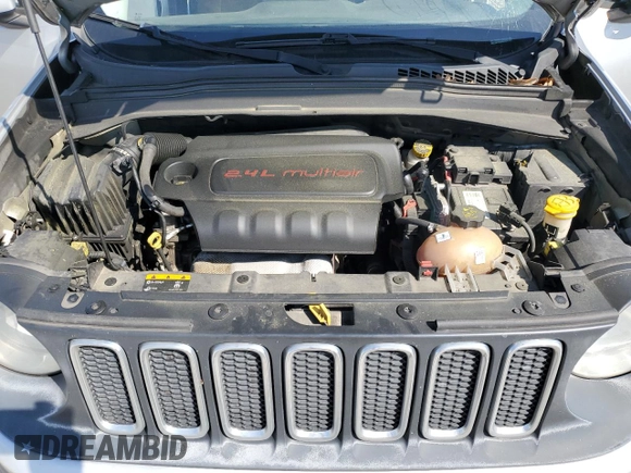 2017 Jeep Renegade Latitude with VIN ZACCJABB7HPE91641, listed as a Copart auction lot 53029205 with 210,002 mi miles and Salvage title. Bid and sale history available at DreamBid. Image 13.