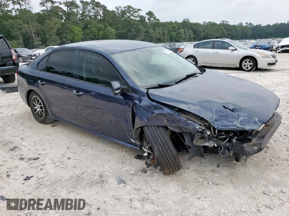 2014 Volkswagen Passat S with VIN 1VWAP7A34EC007652, listed as a Copart auction lot 57774695 with 205,764 mi miles and Salvage title. Bid and sale history available at DreamBid. Image 4.