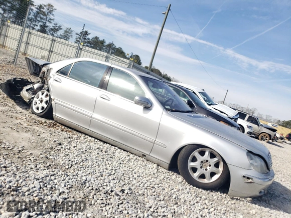 2001 Mercedes-Benz S-Class with VIN WDBNG75JX1A157279, listed as a Copart auction lot 45526185 with 0 mi miles and Salvage Title. Bid and sale history available at carsss.com. Image 4.