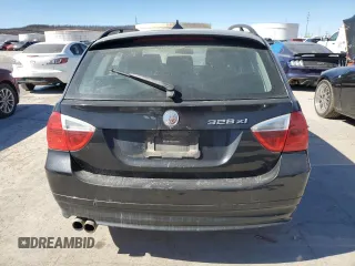 2008 BMW 3 Series 328xi z VIN WBAVT73538FZ37265, wystawiony jako Copart lot #46370385 z przebiegiem 184 966 mil mil oraz Szkoda całkowita • Salvage title. Historia ofert i sprzedaży dostępna na DreamBid. Obrazek 6.