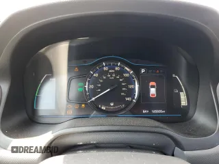 2017 Hyundai Ioniq Blue with VIN KMHC65LC4HU039513, listed as a Copart auction lot 44411035 with 125,935 mi miles and Salvage Title. Bid and sale history available at DreamBid. Image 9.