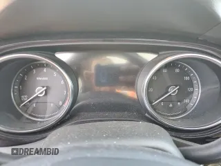 2021 Buick Encore GX Select z VIN KL4MMDSL1MB080983, wystawiony jako Copart lot #57167195 z przebiegiem Nie podano mil oraz Szkoda całkowita • Salvage title. Historia ofert i sprzedaży dostępna na DreamBid. Obrazek 9.