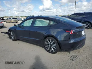 2024 Tesla Model 3 with VIN 5YJ3E1EA2RF752321, listed as a Copart auction lot 44593485 with 3,550 mi miles and Salvage Title. Bid and sale history available at carsss.com. Image 2.